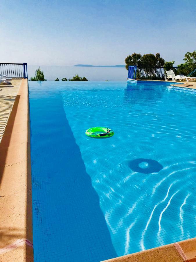 Mazet « Domaine De La Pinede » Apartment Le Lavandou Exterior photo